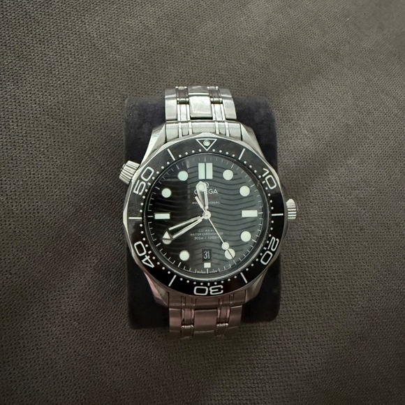 Watch : Omega Seamaster Diver 300M Co-Axial Ma - Picture 5 of 5